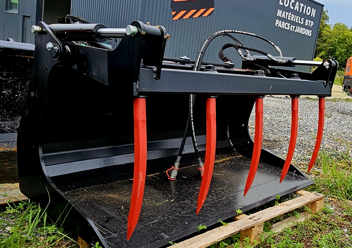 Chargeuse Kubota GODET PELICAN 1400