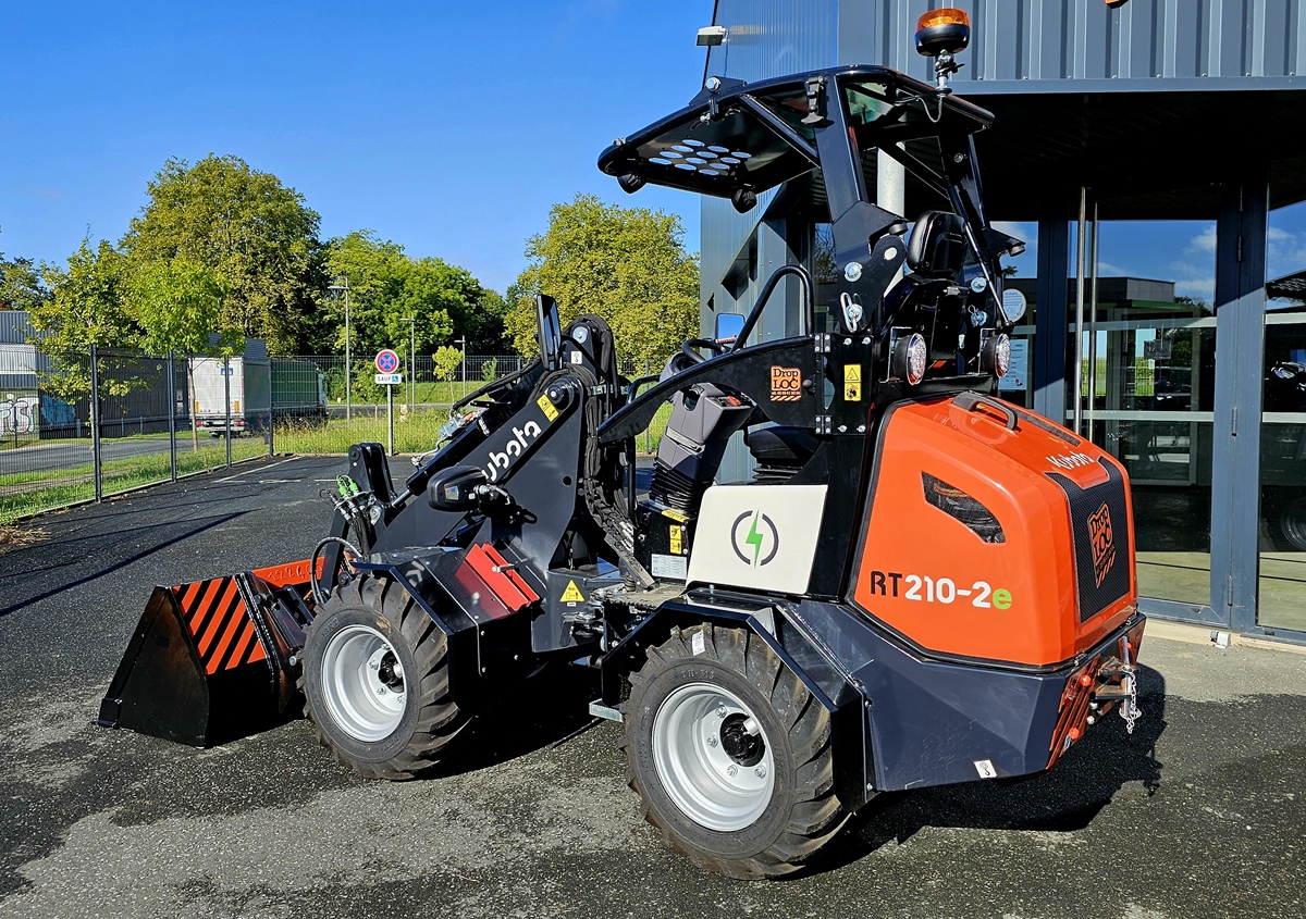 Chargeuse Kubota RT210-2 ELECTRIQUE