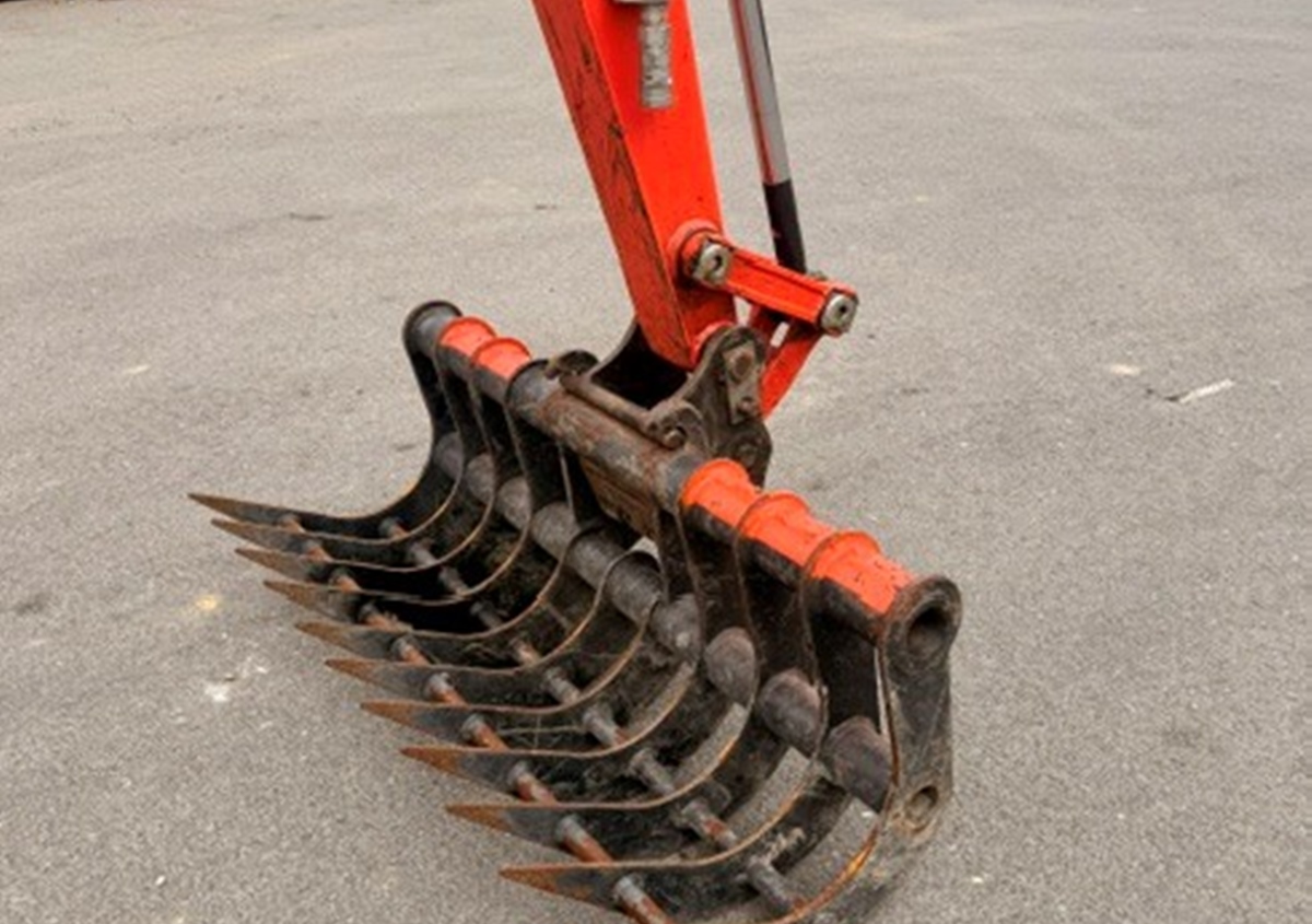 Mini-Pelle BLANCHARD GODET FLECO/RATEAU 1200MM - 1T5 A 3T5