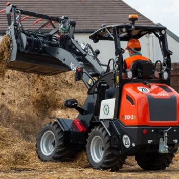 Chargeuse Kubota GODET PELICAN 1400