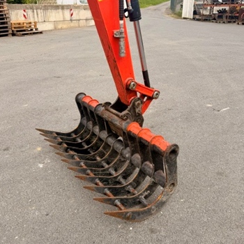 pelle kubota k008-3