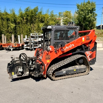 Chargeuse CATERPILLAR RABOTEUSE POUR CHARGEUR SVL75-3